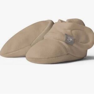 Beige Guomi Stay on Booties